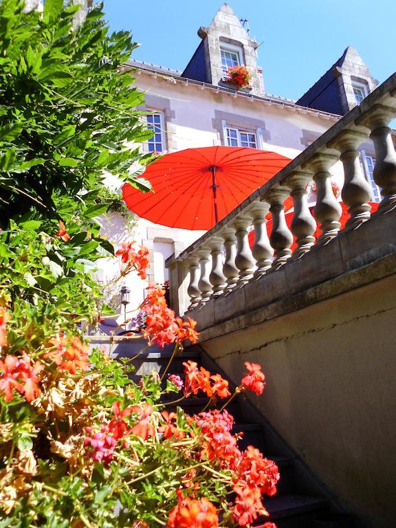 Le Petit Chateau - Tiffauges Proche Puy Dufou Bagian luar foto