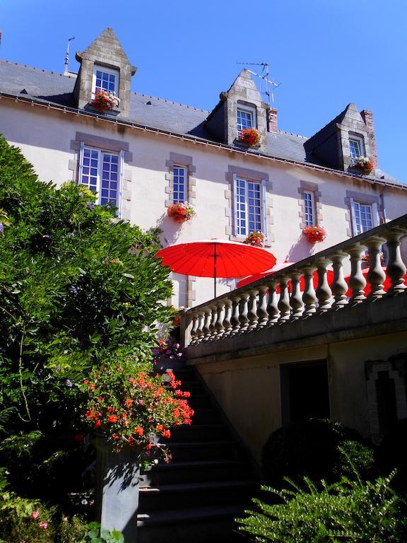 Le Petit Chateau - Tiffauges Proche Puy Dufou Bagian luar foto
